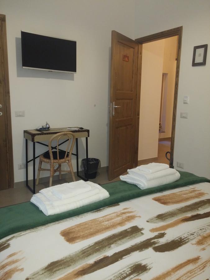 Crianza B&B Наполи Екстериор снимка